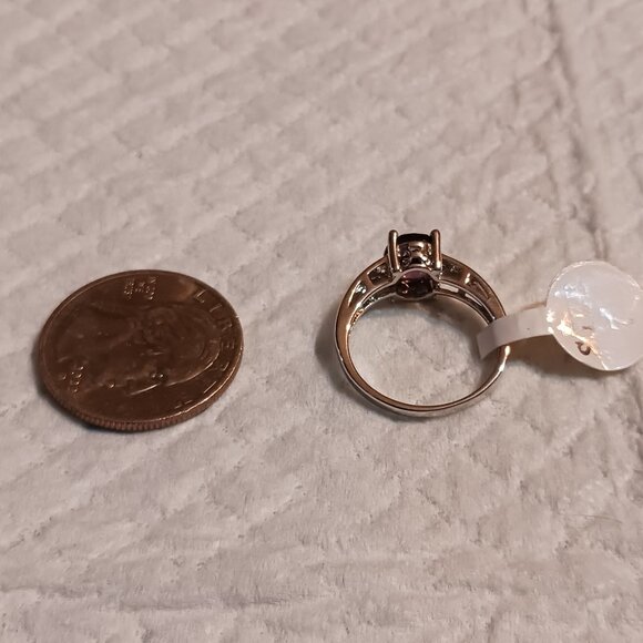 Purple Amethyst Silver Solitaire Fashion Ring Size 7 NWOT - Picture 10 of 16